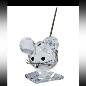Swarovski Crystal mouse with silver spring tail